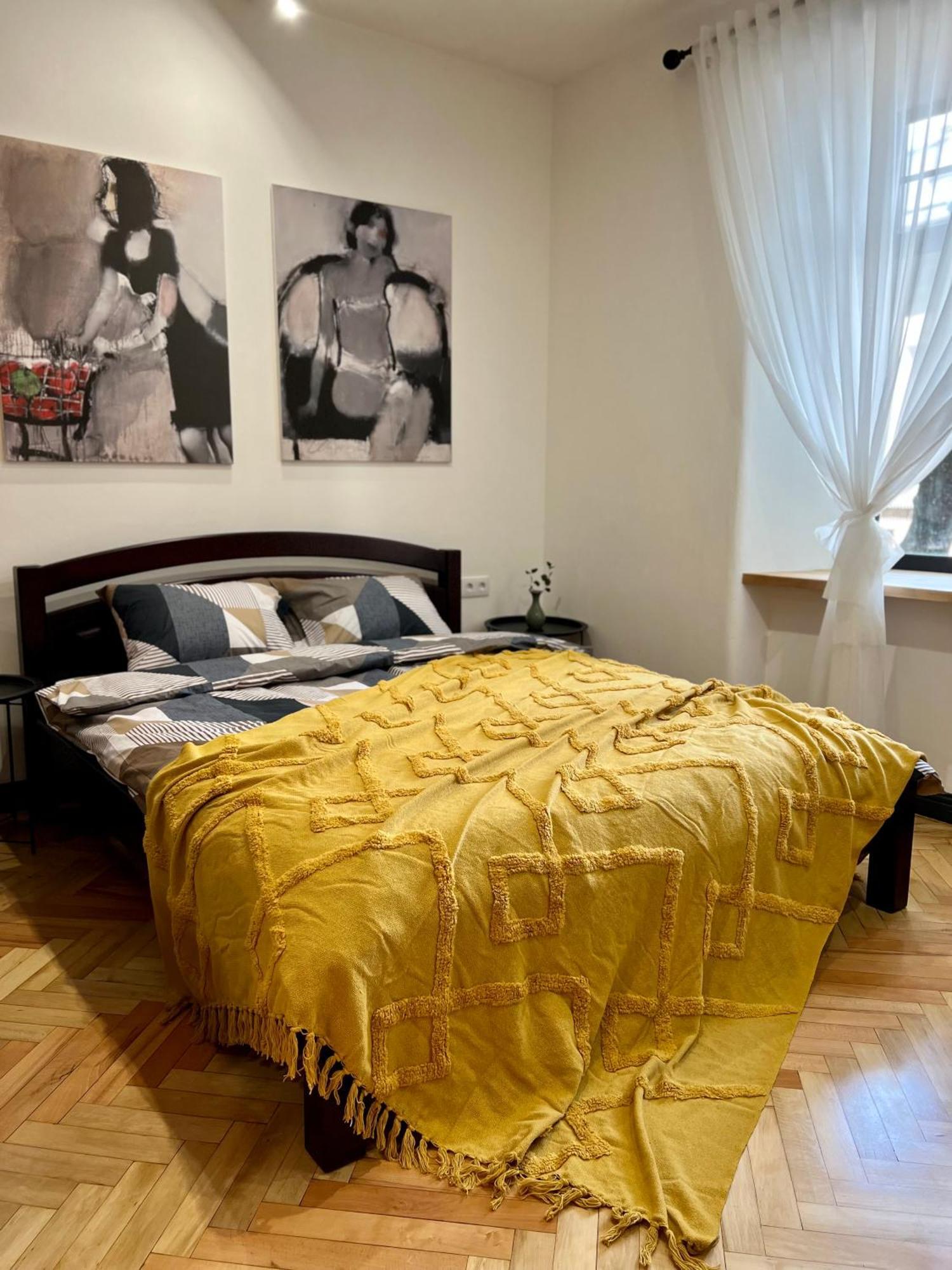 Art Apartment Glebova Lviv Dış mekan fotoğraf